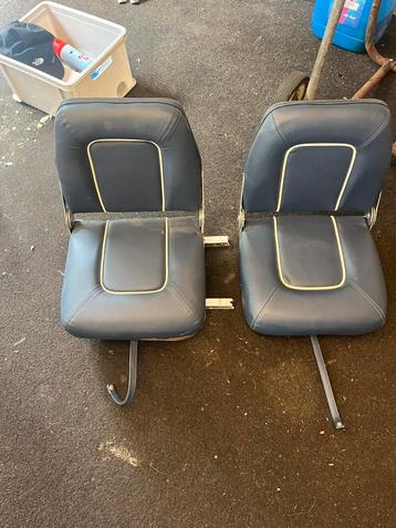 2x allpha boot stoel blauw leer beschikbaar voor biedingen
