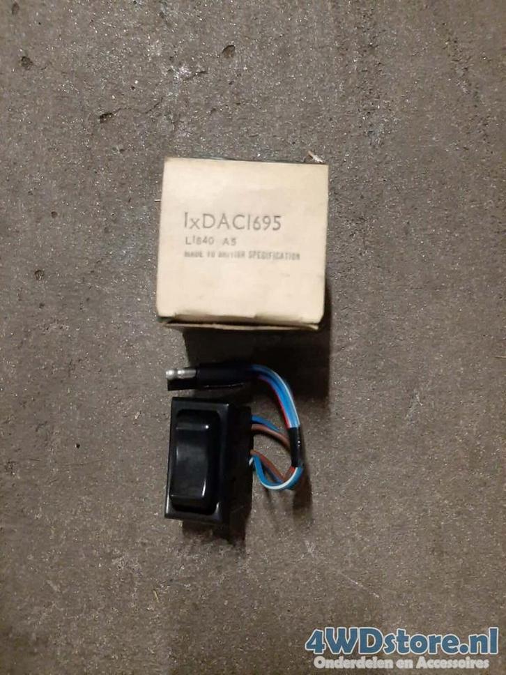 New Jaguar Daimler XJ6 XJ12 Series 3 Aerial Switch - DAC1695, Auto-onderdelen, Dashboard en Schakelaars, Jaguar, Nieuw, Ophalen of Verzenden