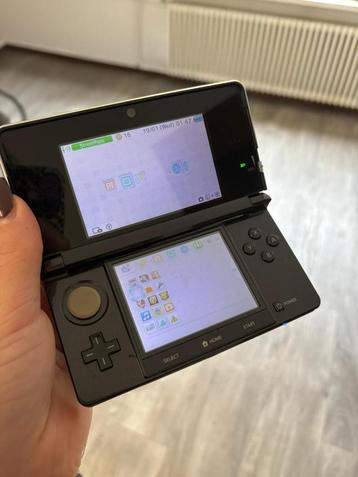 Nintendo 3DS - Zwart beschikbaar voor biedingen