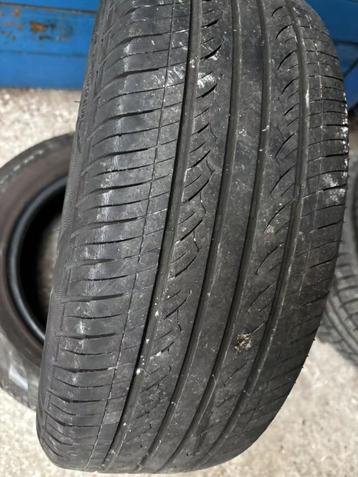 zommerbanden van HIFLY 195/60/R15 beschikbaar voor biedingen
