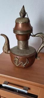 Tibetaanse koperen en massing koffiepot versierd met draken, Antiek en Kunst, Antiek | Koper en Brons, Verzenden