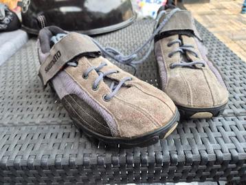  Te koop aangeboden Wielren fiets schoenen  mt 45  beschikbaar voor biedingen