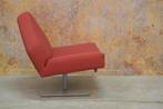 ZGAN Unieke rode stoffen Leolux Wibber design draaifauteuil, Minder dan 50 cm, Leolux, Leolux, Design