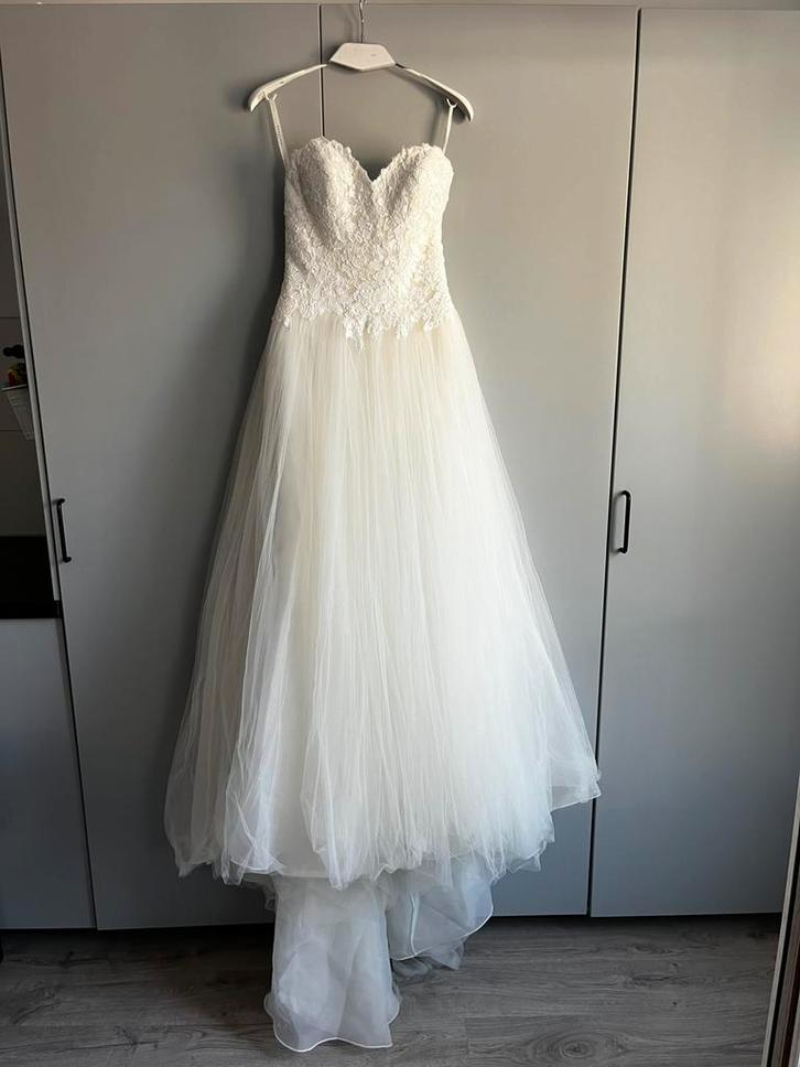 Witte trouwjurk, Kleding | Dames, Trouwkleding en Trouwaccessoires, Zo goed als nieuw, Trouwjurk, Wit, Ophalen of Verzenden