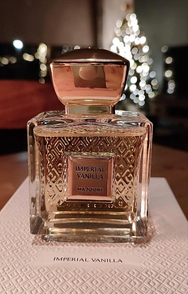 Decant proefje Majouri Imperial Vanilla, Sieraden, Tassen en Uiterlijk, Uiterlijk | Parfum, Nieuw, Ophalen of Verzenden