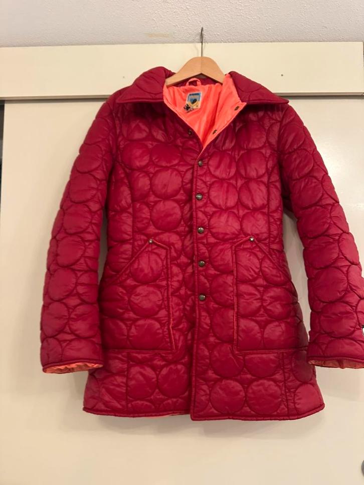 Unieke jas Diesel, Kleding | Dames, Jassen | Winter, Zo goed als nieuw, Maat 42/44 (L), Rood, Ophalen of Verzenden