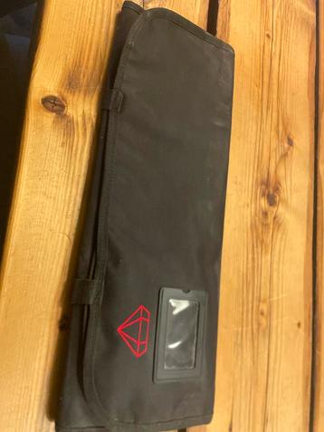 Messen Foedraal / Messen Tas beschikbaar voor biedingen