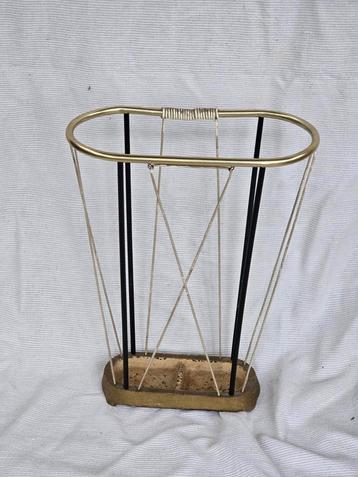 Vintage Paraplubak / Paraplustandaard beschikbaar voor biedingen