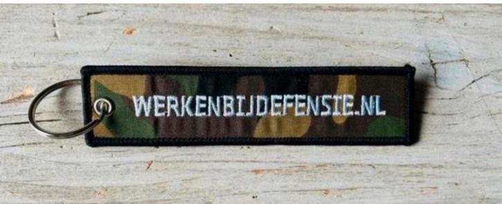 Defensie Sleutelhanger, Verzamelen, Militaria | Algemeen, Landmacht, Embleem of Badge, Nederland, Ophalen of Verzenden