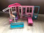 Barbie huis, Kinderen en Baby's, Speelgoed | Poppenhuizen, Ophalen of Verzenden, Zo goed als nieuw, Poppenhuis