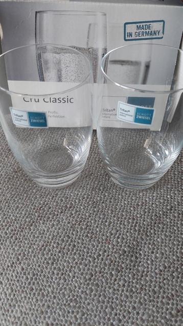 Cru classic 2 glazen universal  Nieuw beschikbaar voor biedingen