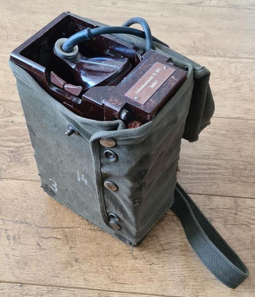 Vintage Veldtelefoon TA-3017 met Draagtas, Antiek en Kunst, Antiek | Gereedschap en Instrumenten, Ophalen of Verzenden