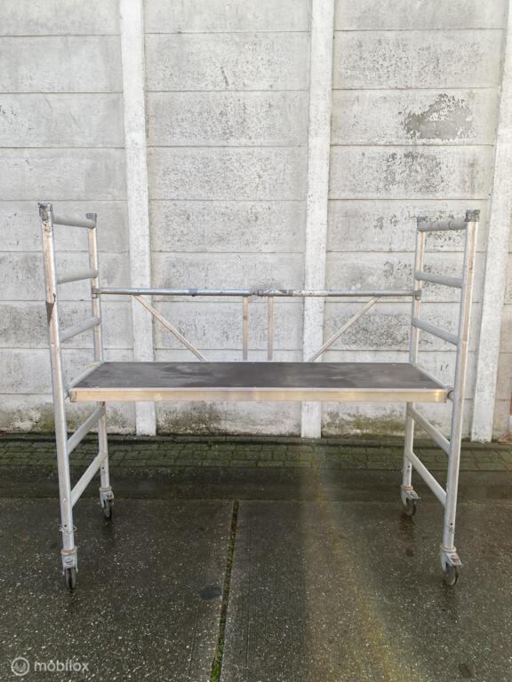 Altrex kamersteiger 75x190x3m werkhoogte, Doe-het-zelf en Verbouw, Steigers, Gebruikt, Ophalen