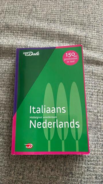 Van Dale woordenboek beschikbaar voor biedingen