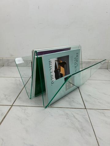 Vintage plexi magazine houder beschikbaar voor biedingen