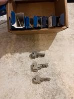 Sloten met Sleutels - Diverse Types, Doe-het-zelf en Verbouw, Hang- en Sluitwerk, Ophalen of Verzenden, Gebruikt, IJzer, Slot