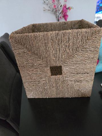 Knipsa Mand - Opbergmand beschikbaar voor biedingen