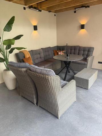 Super mooi loungeset/diningeset (bezorgen is mogelijk) beschikbaar voor biedingen