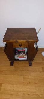 Vintage Krantenbak / Bijzettafel, Minder dan 55 cm, Gebruikt, Vintage, Rechthoekig