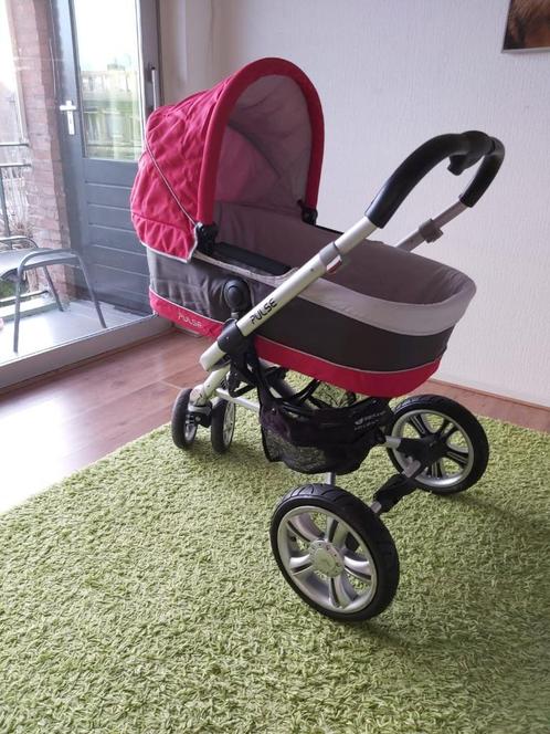 Prachtige zeer complete, rode kinderwagen (+ wandelwagen), Kinderen en Baby's, Kinderwagens en Combinaties, Zo goed als nieuw