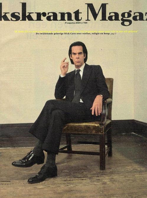 Nick Cave in "Volkskrant Magazine" - 31 augustus 2024., Boeken, Tijdschriften en Kranten, Zo goed als nieuw, Muziek, Film of Tv