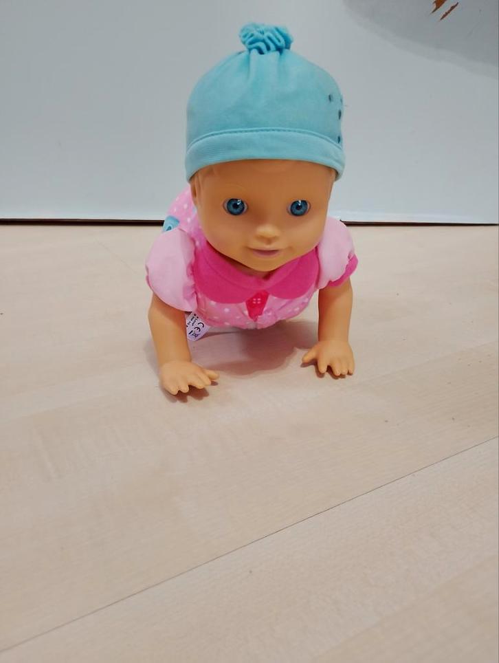 Kruipende babypop, Kinderen en Baby's, Speelgoed | Poppen, Gebruikt, Babypop, Ophalen of Verzenden