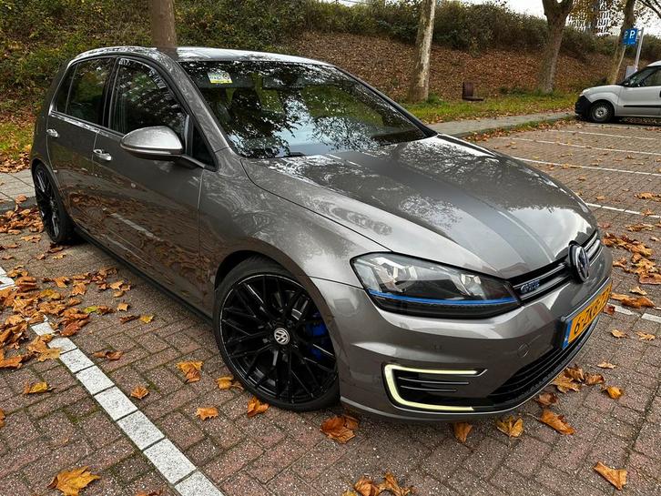 Volkswagen Golf 1.4 TSI Phev 150KW GTE 5D 2015 Grijs, Auto's, Volkswagen, Particulier, Golf, Hybride Elektrisch/Benzine, Plug-in hybride