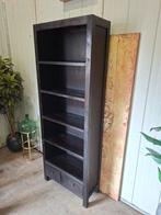 Zwarte teakhouten boekenkast afm, 70x30cm en 190cm hoog., Ophalen of Verzenden, Zo goed als nieuw, 25 tot 50 cm, 150 tot 200 cm