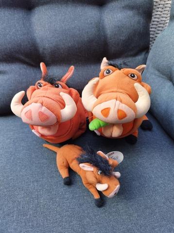 3 knuffels van Pumbaa / Pumba Disney 2 met geluid Hasbro beschikbaar voor biedingen