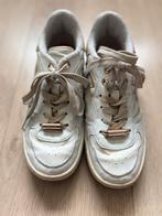 Cruyff Sneakers Maat 35 - Wit met Gouden Details, Ophalen of Verzenden, Gedragen, Wit, Sneakers of Gympen