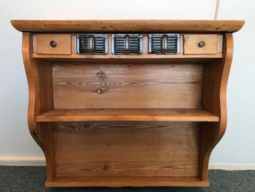 Antiek/Vintage Grenen Keukenkastje / Kruidenrekje beschikbaar voor biedingen