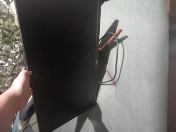 Tekoop gaming monitor  beschikbaar voor biedingen