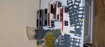 2 lego treinen de 60197 en 7897 niet geheel compleet beschikbaar voor biedingen