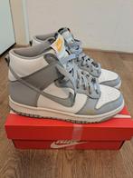 Nike dunk high, Overige kleuren, Nike, Ophalen of Verzenden, Sneakers of Gympen