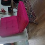 Fauteuil diep roze nog geen jaar oud en in super goede staat, Huis en Inrichting, Fauteuils, Ophalen of Verzenden, Zo goed als nieuw