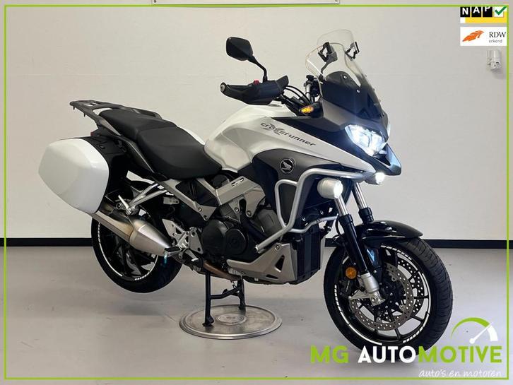 Honda VFR 800 X | VFR800X | 800X Crossrunner C-ABS | Net een, Motoren, Motoren | Honda, Bedrijf, Toermotor, meer dan 35 kW, ABS