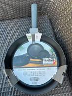 Koekenpan 28cm inductie, Huis en Inrichting, Keuken | Potten en Pannen, Ophalen of Verzenden, Zo goed als nieuw, Rvs, Koekenpan of Braadpan