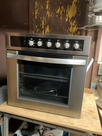 Inbouw oven. Nieuw beschikbaar voor biedingen