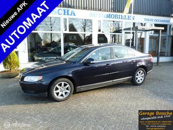 Volvo S80 2.4D Limited Edition met onderhouds boekje. en Nap beschikbaar voor biedingen