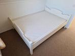 Houten bed met matras, 210 cm  148,5 cm, Huis en Inrichting, Ophalen, Gebruikt, 210 cm, 140 cm