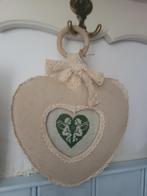 vintage stoffen lijstje met hand geborduurde engeltjes, Ophalen of Verzenden
