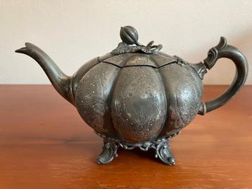 Tinnen theepot, uit Sheffield beschikbaar voor biedingen