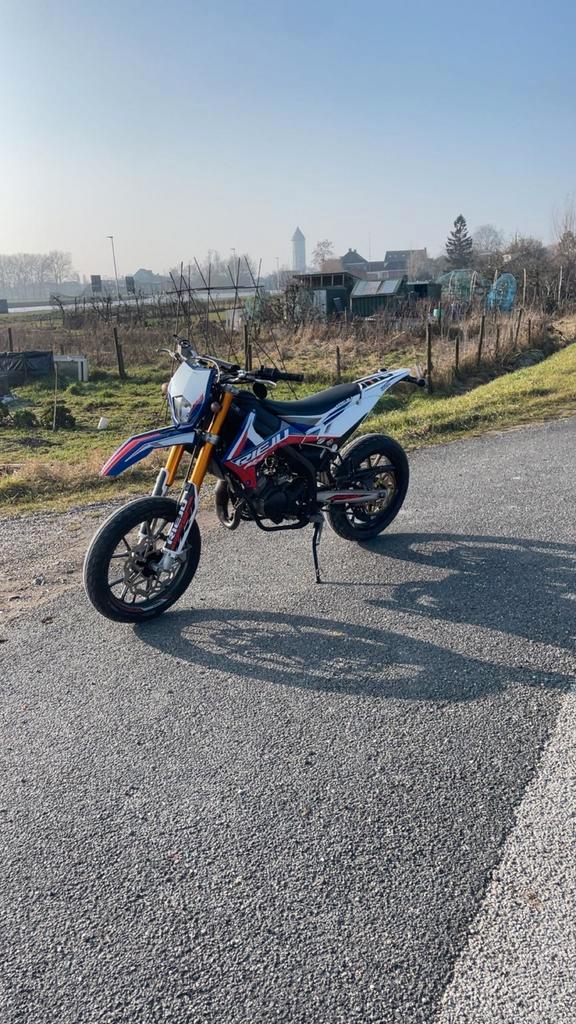 Rieju mrt sm pro 2023, Fietsen en Brommers, Brommers | Derbi, Zo goed als nieuw, Ophalen of Verzenden