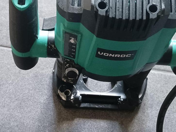 Bovenfrees Vonroc, Doe-het-zelf en Verbouw, Gereedschap | Freesmachines, Gebruikt, Elektrisch, Bovenfrees, Ophalen
