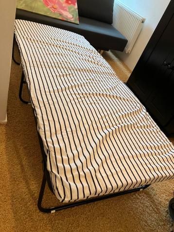 Logeerbed Opklapbed- IKEA - opklapbaar - nauwelijks gebruikt - afbeelding 2