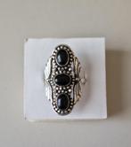 Zilveren ring met onyx, Sieraden, Tassen en Uiterlijk, Ringen, 20 of groter, Nieuw, Ophalen of Verzenden, Met edelsteen