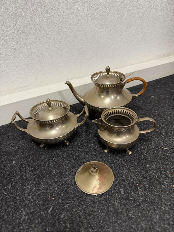 Antiek Zilveren kleur Theeservies, Antiek en Kunst, Antiek | Goud en Zilver, Zilver, Ophalen of Verzenden