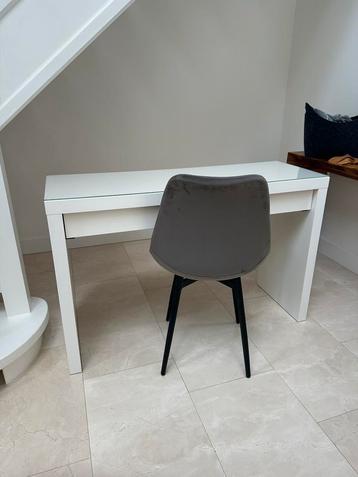 Ikea Malm kaptafel met stoel