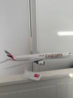Emirates Boeing 777-300ER Modelvliegtuig, Overige merken, 1:50 of kleiner, Auto, Ophalen of Verzenden