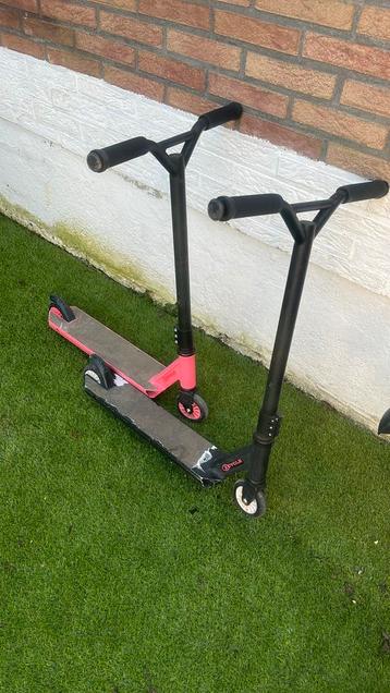 2x stuntstep beschikbaar voor biedingen